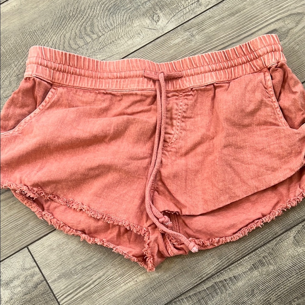 Roxy Pink Athletic Shorts with Elastic Waistband